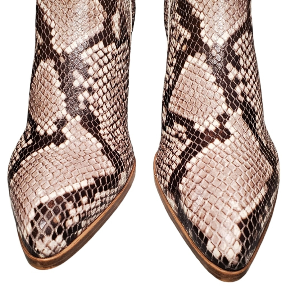 Marc Fisher Ankle Boots Alva 2 Snakeskin Cowgirl Western Leather Pointed Toe 9.5 - Picture 3 of 10